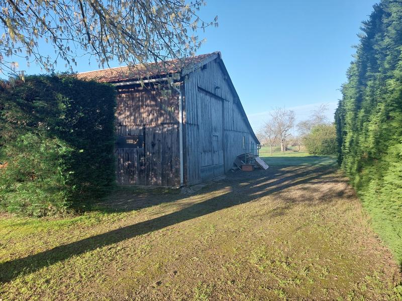 Maison traditionnelle - 191 m² - 10 pièces