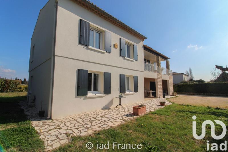 Maison - 195 m² - 7 pièces