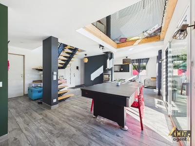 Maison contemporaine - 119 m² - 5 pièces