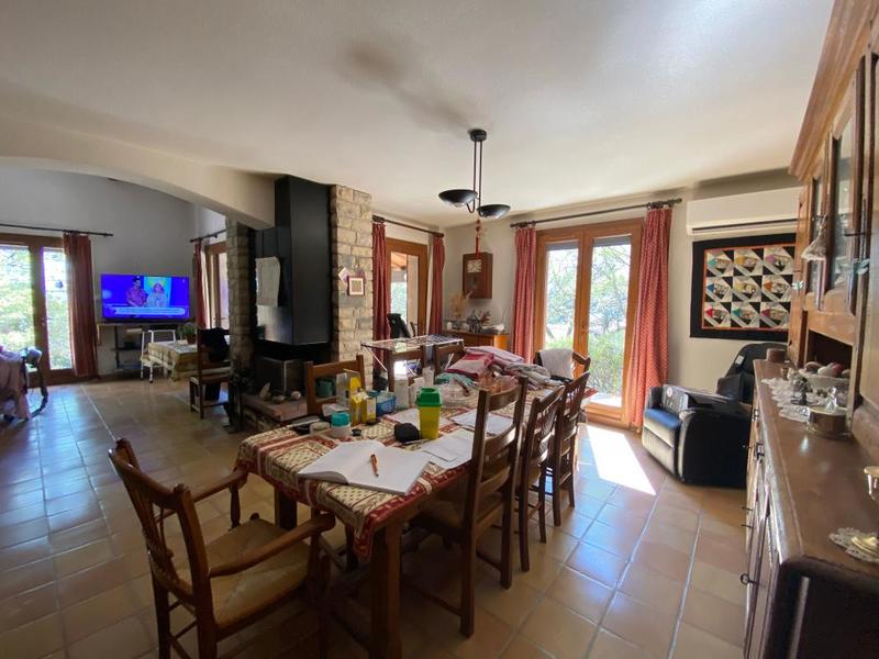 Propriété - 146 m² - 5 pièces