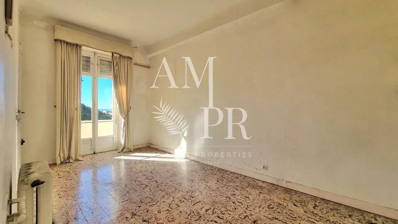 Appartement - 174 m² - 6 pièces