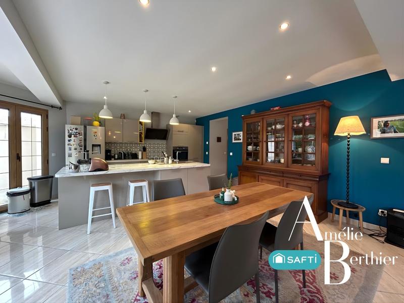 Maison - 142 m² - 4 pièces