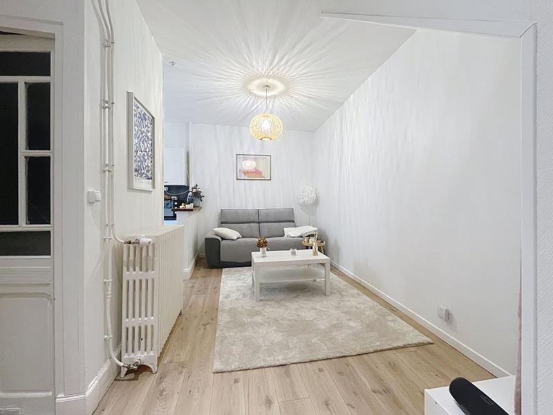 Immeuble - 124 m² - 7 pièces