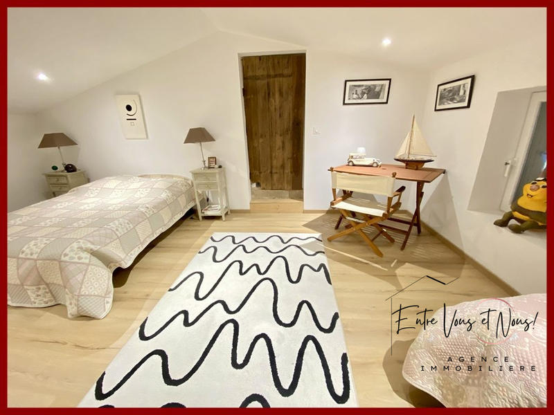 Maison ancienne - 220 m² - 7 pièces