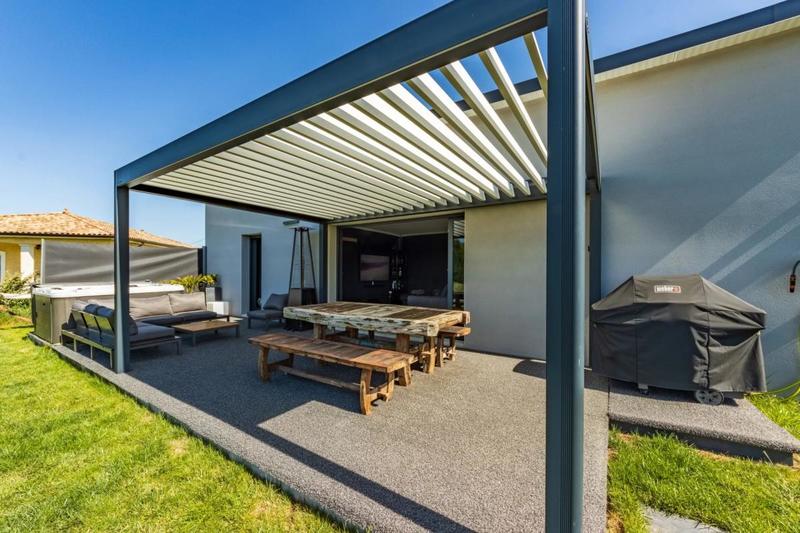 Maison - 105 m² - 4 pièces