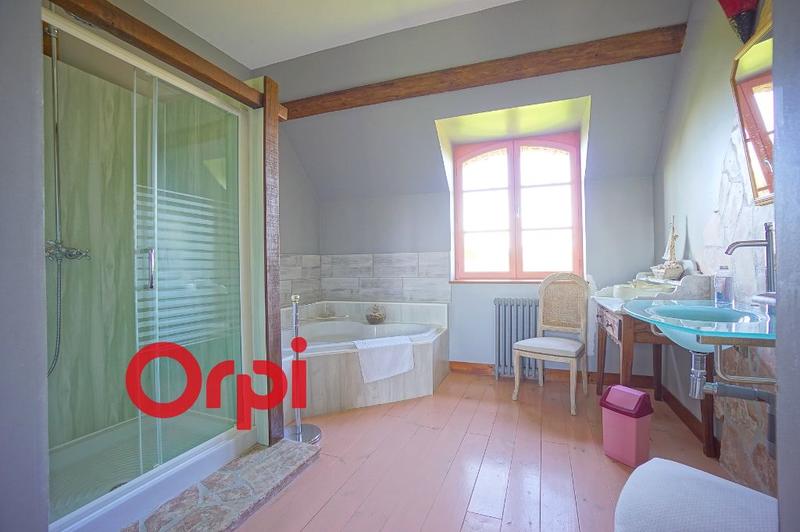 Maison - 300 m² - 5 pièces