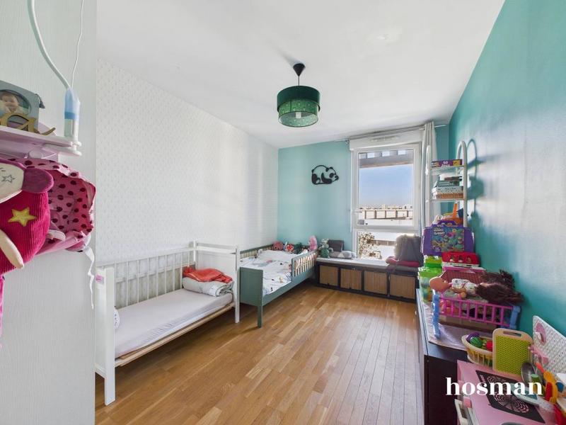 Appartement - 82 m² - 4 pièces