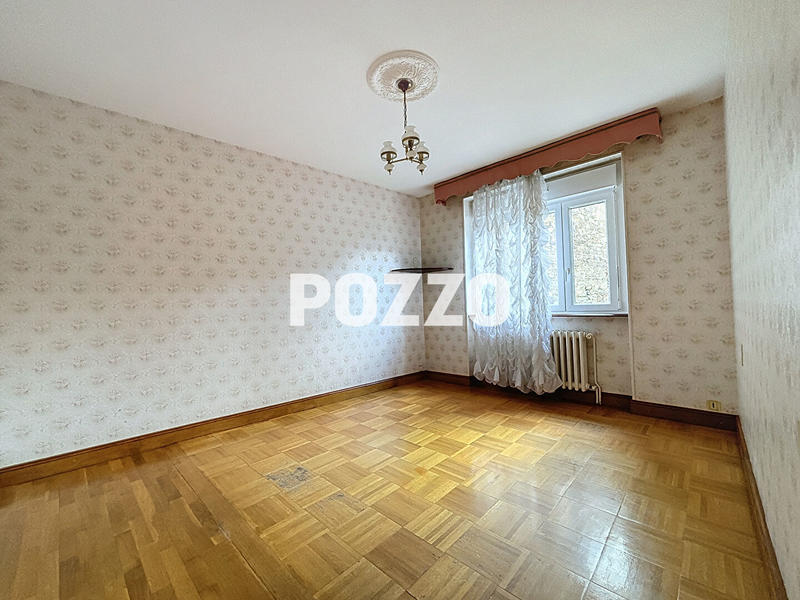 Immeuble - 164 m² - 6 pièces