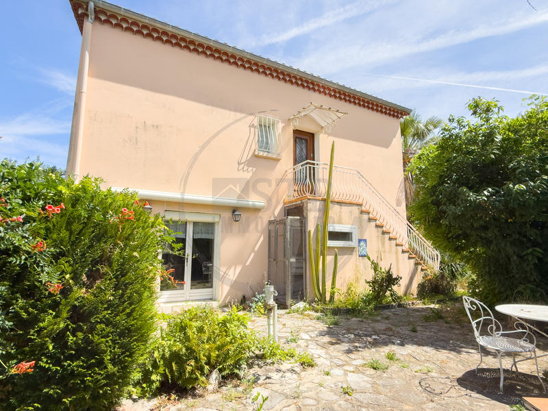 Maison - 147 m² - 6 pièces