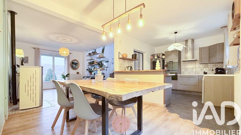 Maison - 124 m² - 6 pièces