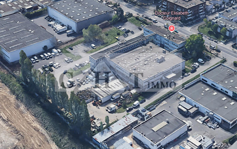 Entrepôt - 6 900 m²