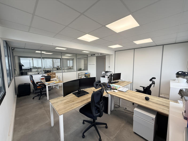 Bureau - 96 m²