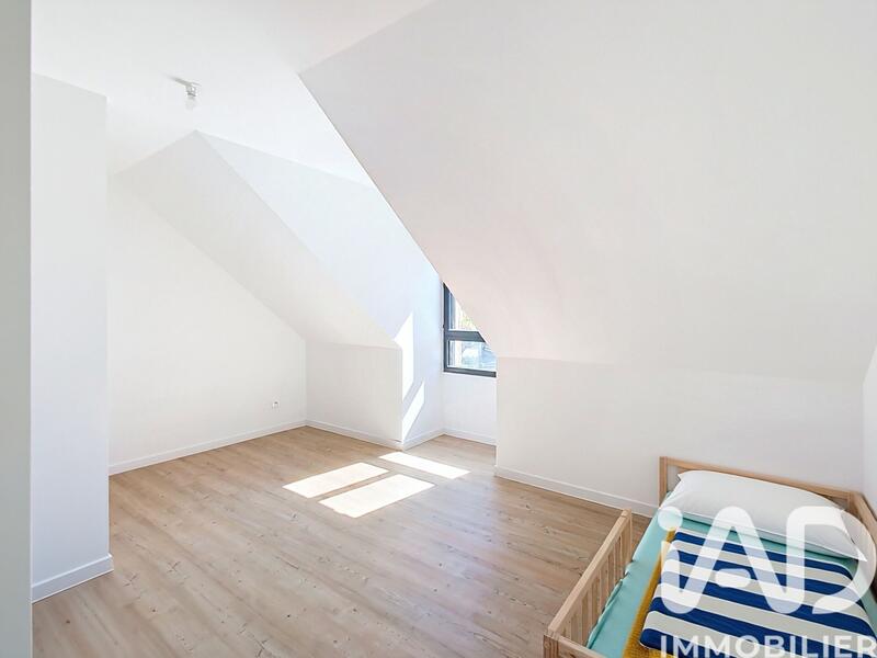 Maison - 149 m² - 6 pièces