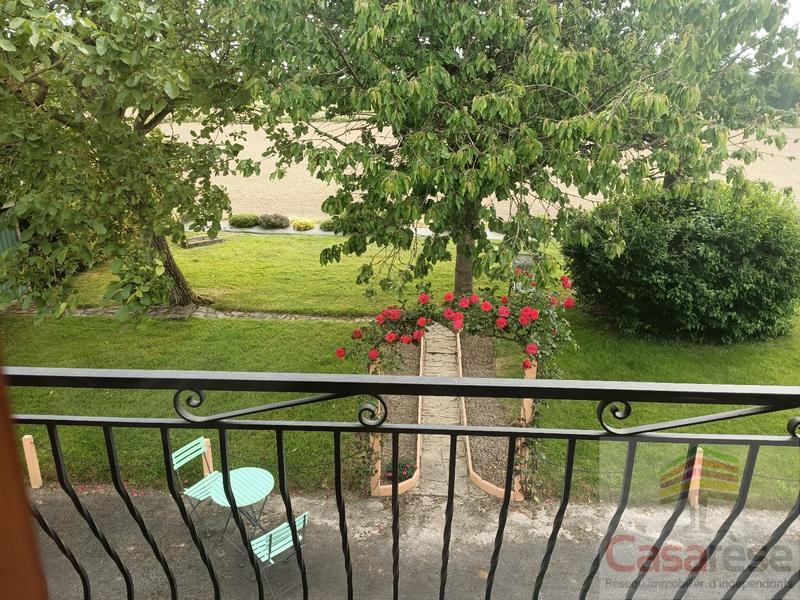 Maison - 161 m² - 6 pièces