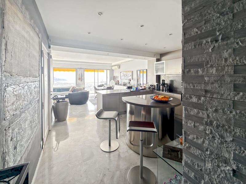 Appartement - 79 m² - 2 pièces