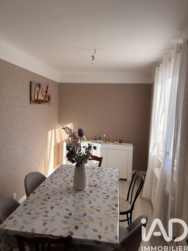 Maison - 84 m² - 4 pièces