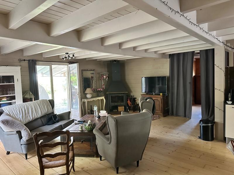 Maison de bois - 125 m² - 4 pièces