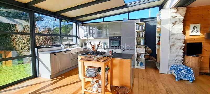 Maison - 105 m² - 5 pièces