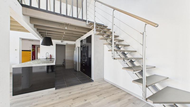 Appartement - 202 m² - 6 pièces