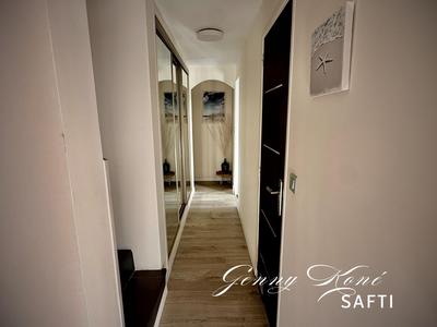 Maison - 171 m² - 7 pièces