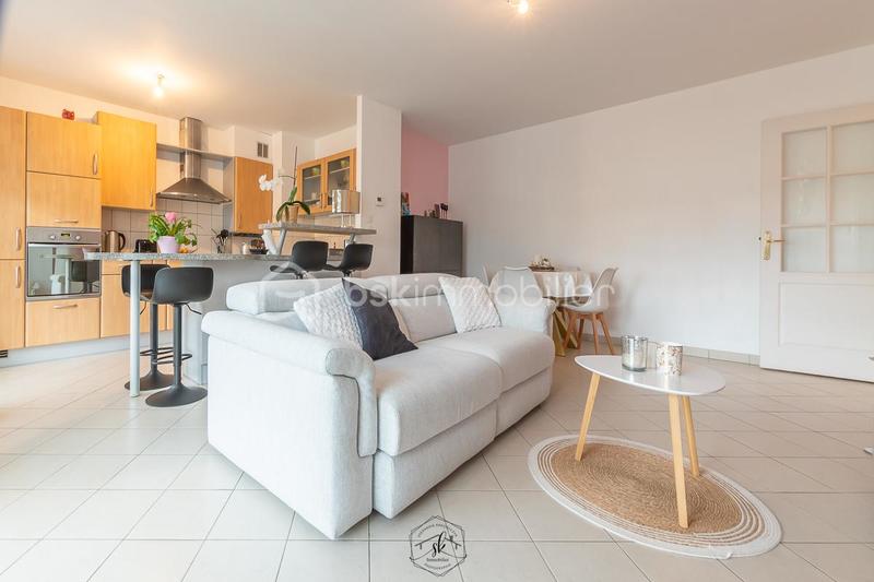 Appartement - 64 m² - 3 pièces