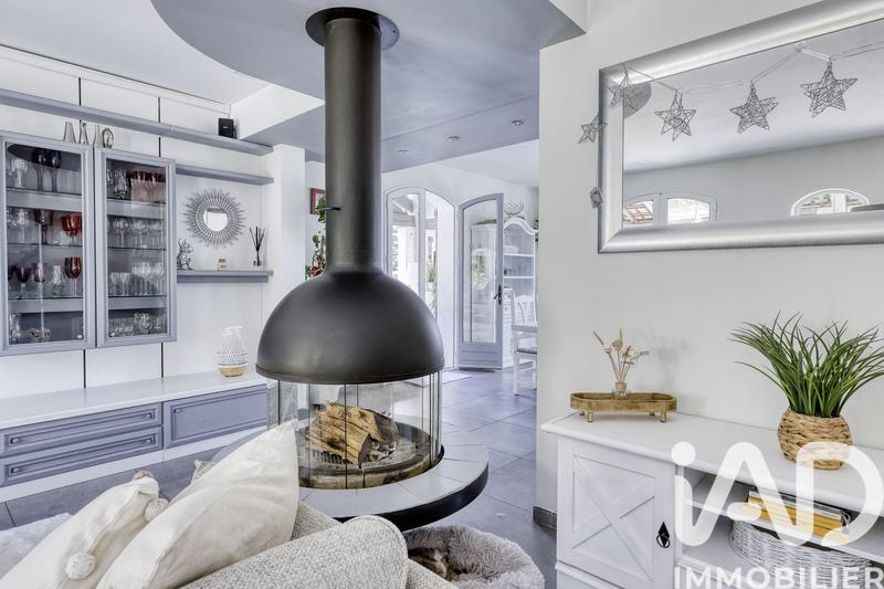 Maison - 168 m² - 5 pièces