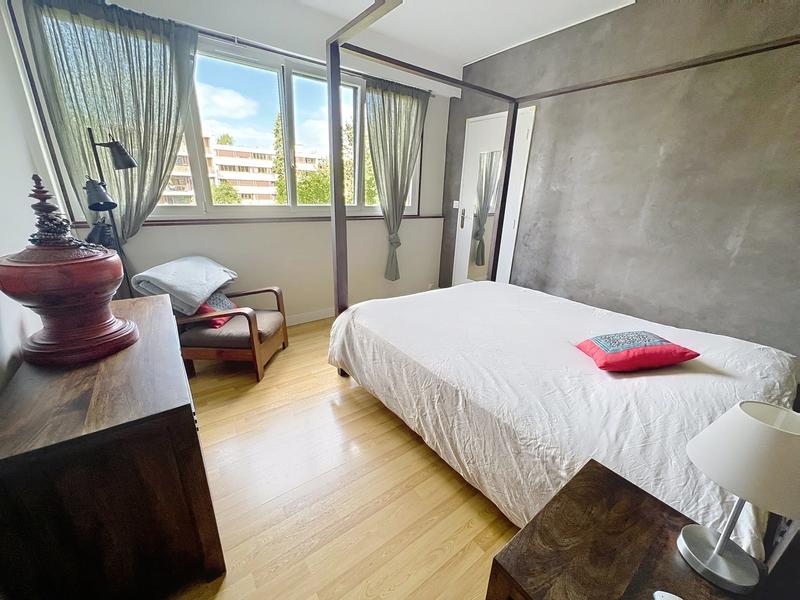 Appartement - 85 m² - 4 pièces