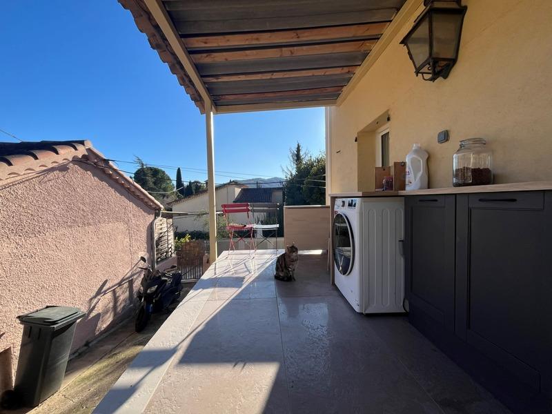 Maison - 70 m² - 4 pièces