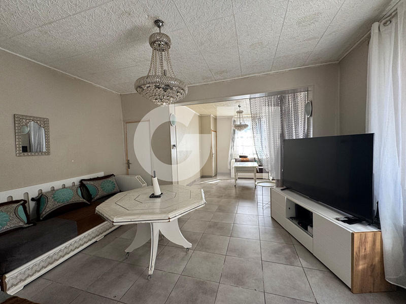 Maison - 105 m² - 4 pièces