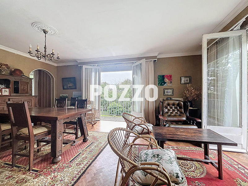 Maison - 136 m² - 6 pièces