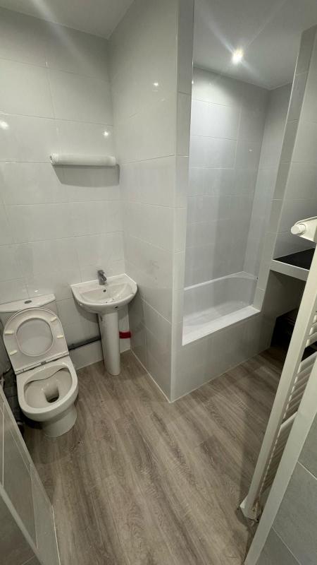 Local commercial - 180 m²