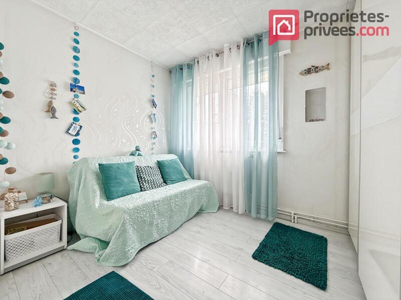 Maison - 80 m² - 5 pièces