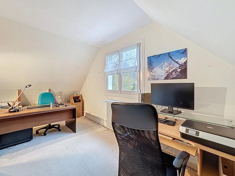 Maison - 182 m² - 6 pièces