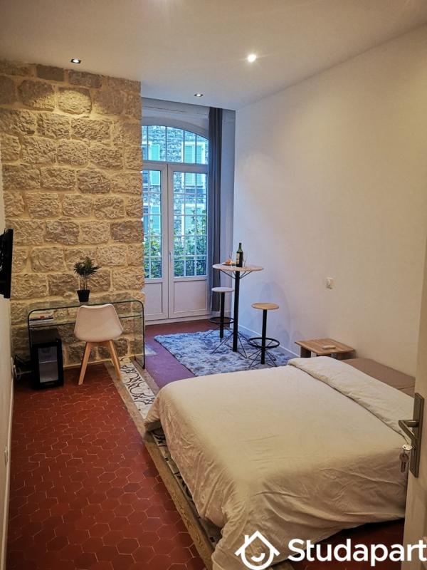 Chambre - 14 m² - 1 pièce
