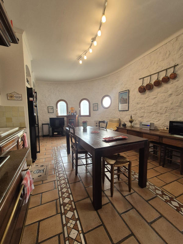 Appartement - 102 m² - 4 pièces