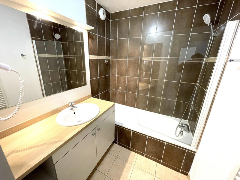 Appartement - 50 m² - 5 pièces