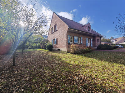 Maison - 180 m² - 7 pièces