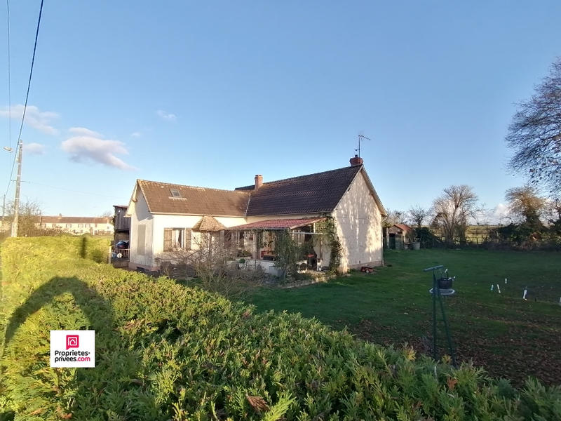 Maison - 103 m² - 5 pièces