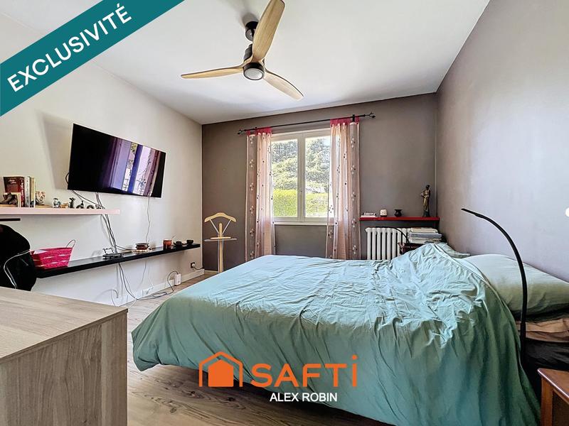 Maison - 159 m² - 7 pièces