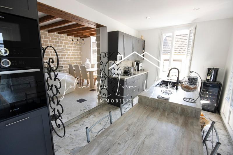 Maison - 135 m² - 5 pièces