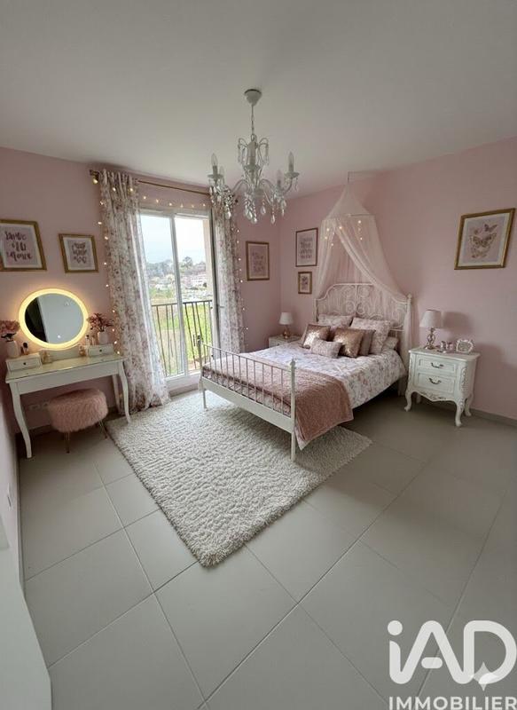 Maison - 96 m² - 4 pièces