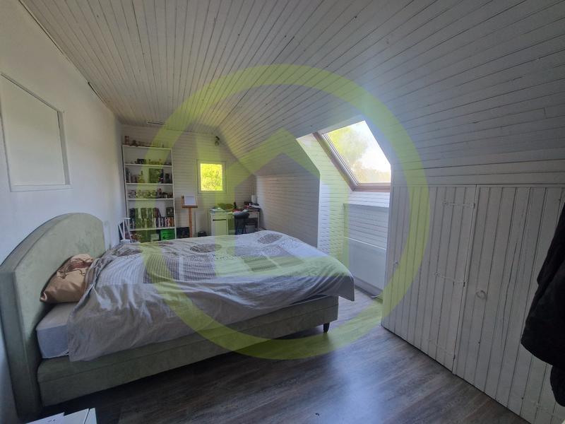 Maison - 181 m² - 8 pièces