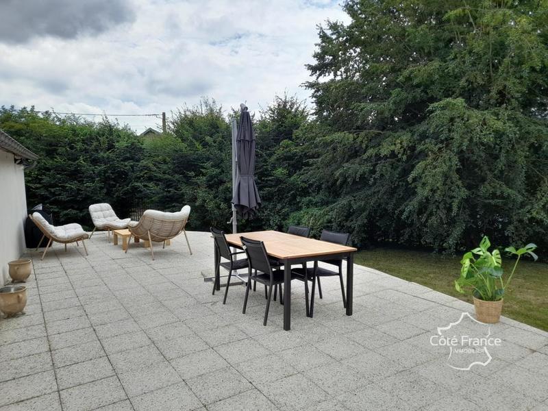 Propriété - 200 m² - 6 pièces