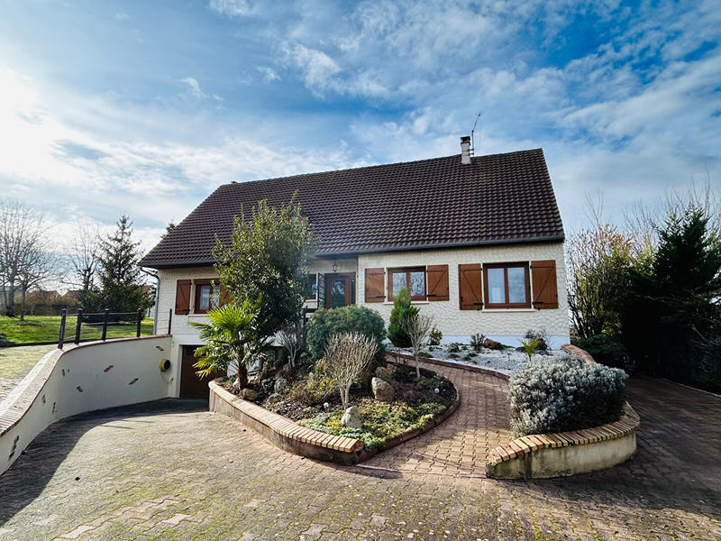 Maison - 265 m² - 7 pièces