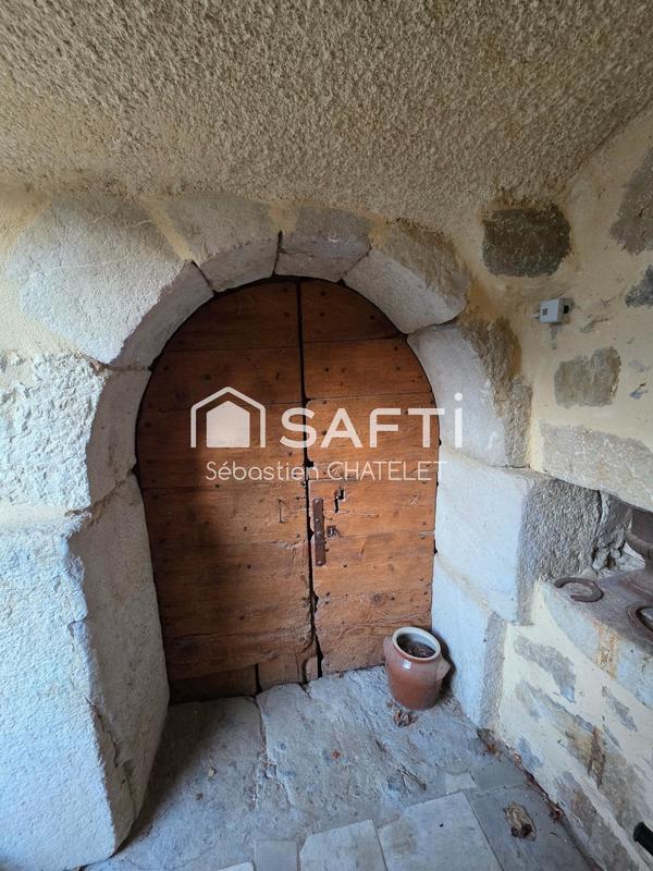 Maison - 200 m² - 7 pièces