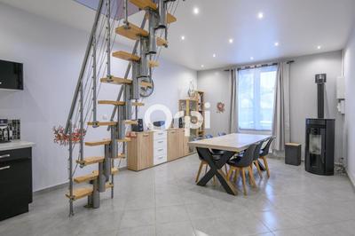 Maison - 139 m² - 5 pièces