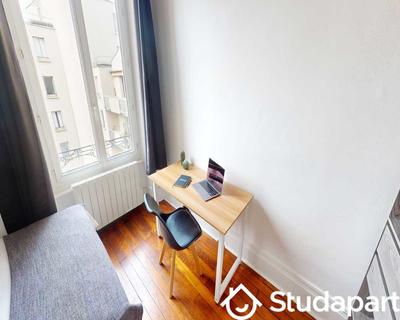 Chambre - 80 m² - 1 pièce