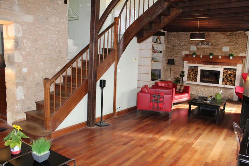 Maison - 158 m² - 6 pièces