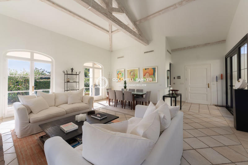 Villa - 194 m² - 5 pièces