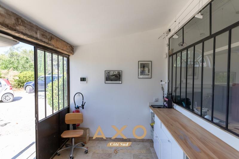 Maison - 200 m² - 7 pièces